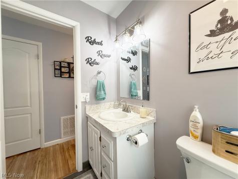 4713 Meadow Lane Lorain OH 44055