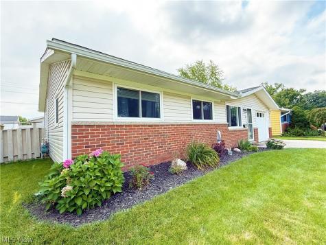 4713 Meadow Lane Lorain OH 44055