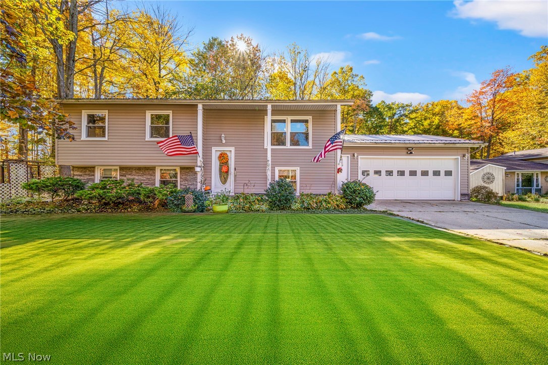 7435 Glenwood Road Conneaut OH 44030