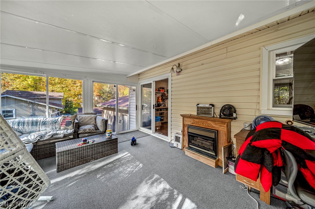 7435 Glenwood Road Conneaut OH 44030