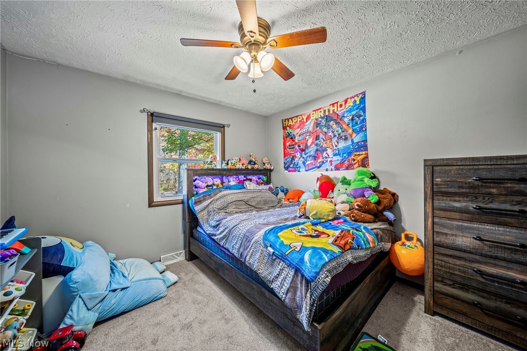 7435 Glenwood Road Conneaut OH 44030