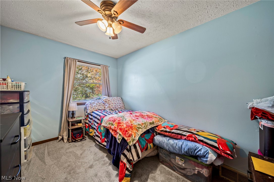 7435 Glenwood Road Conneaut OH 44030