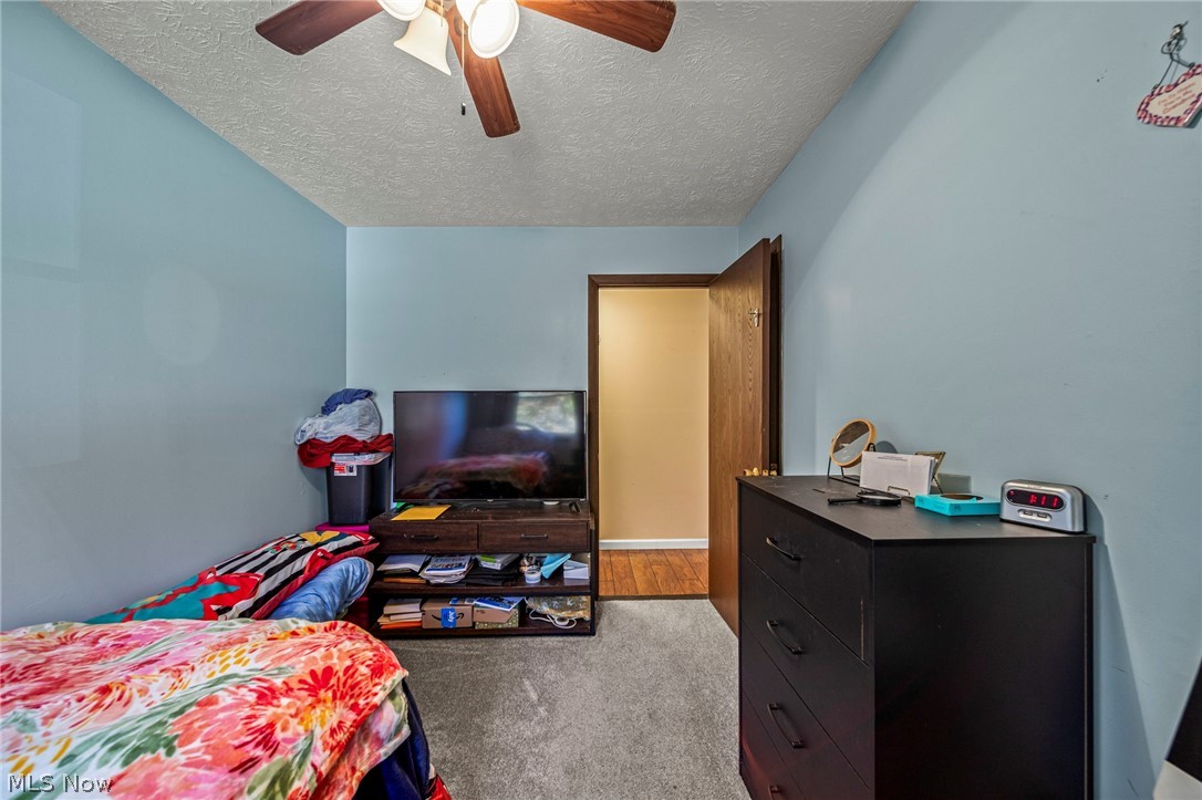 7435 Glenwood Road Conneaut OH 44030