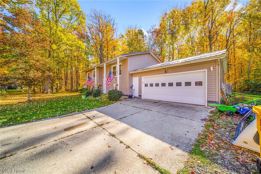 7435 Glenwood Road Conneaut OH 44030