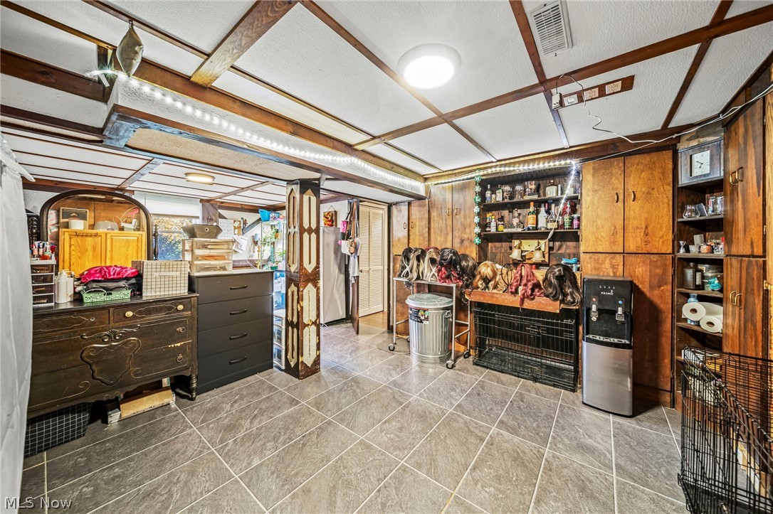 7435 Glenwood Road Conneaut OH 44030
