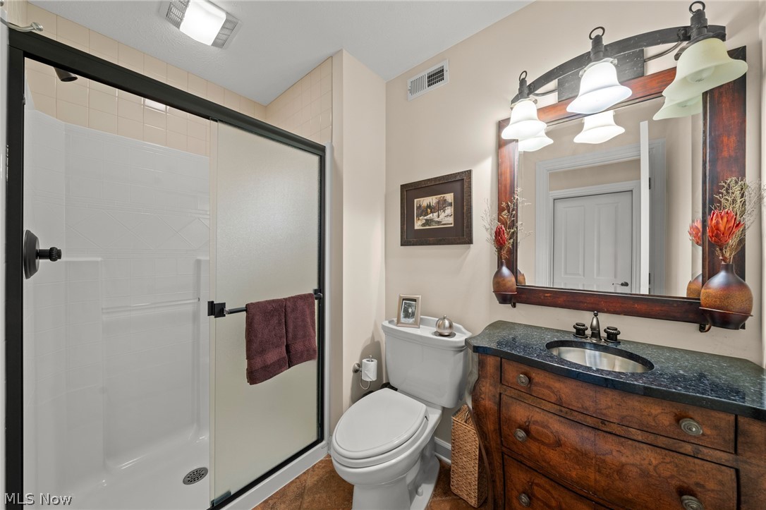 282 W Edinburgh Drive Highland Heights OH 44143