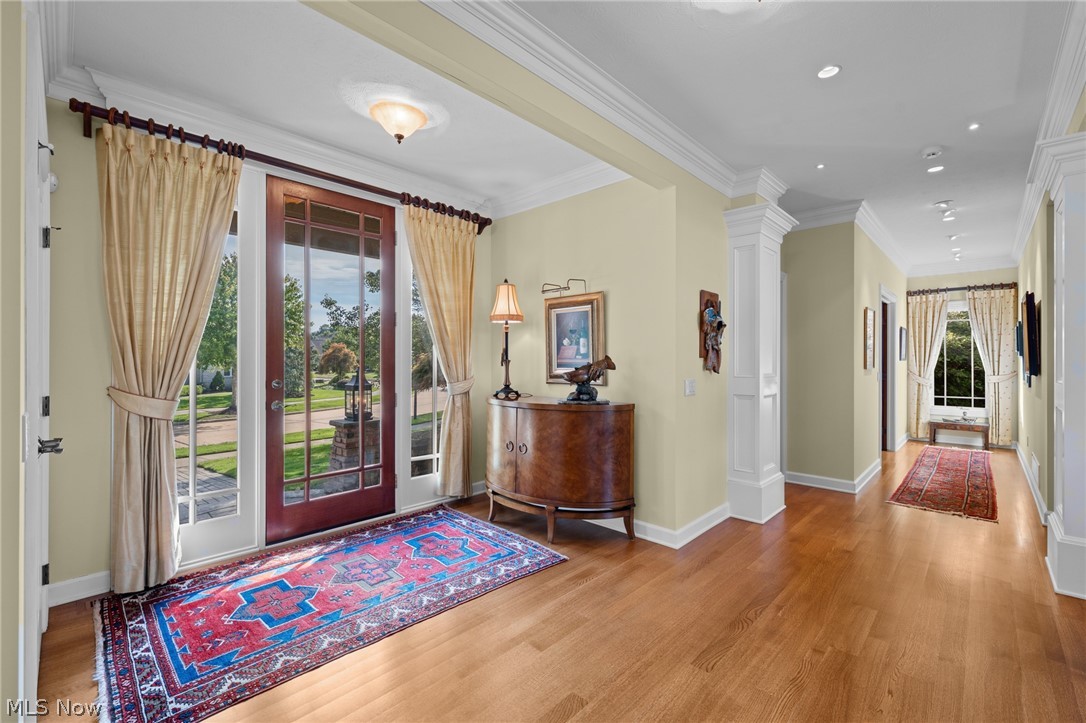 282 W Edinburgh Drive Highland Heights OH 44143
