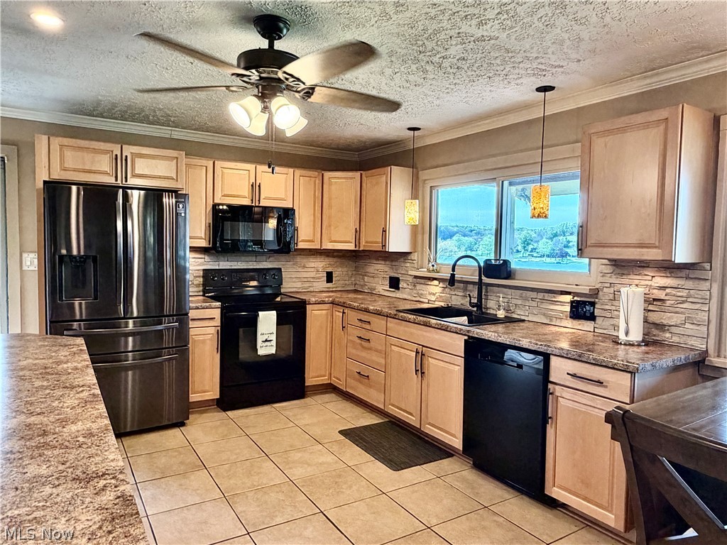 47817 Tomahawk Drive Negley OH 44441