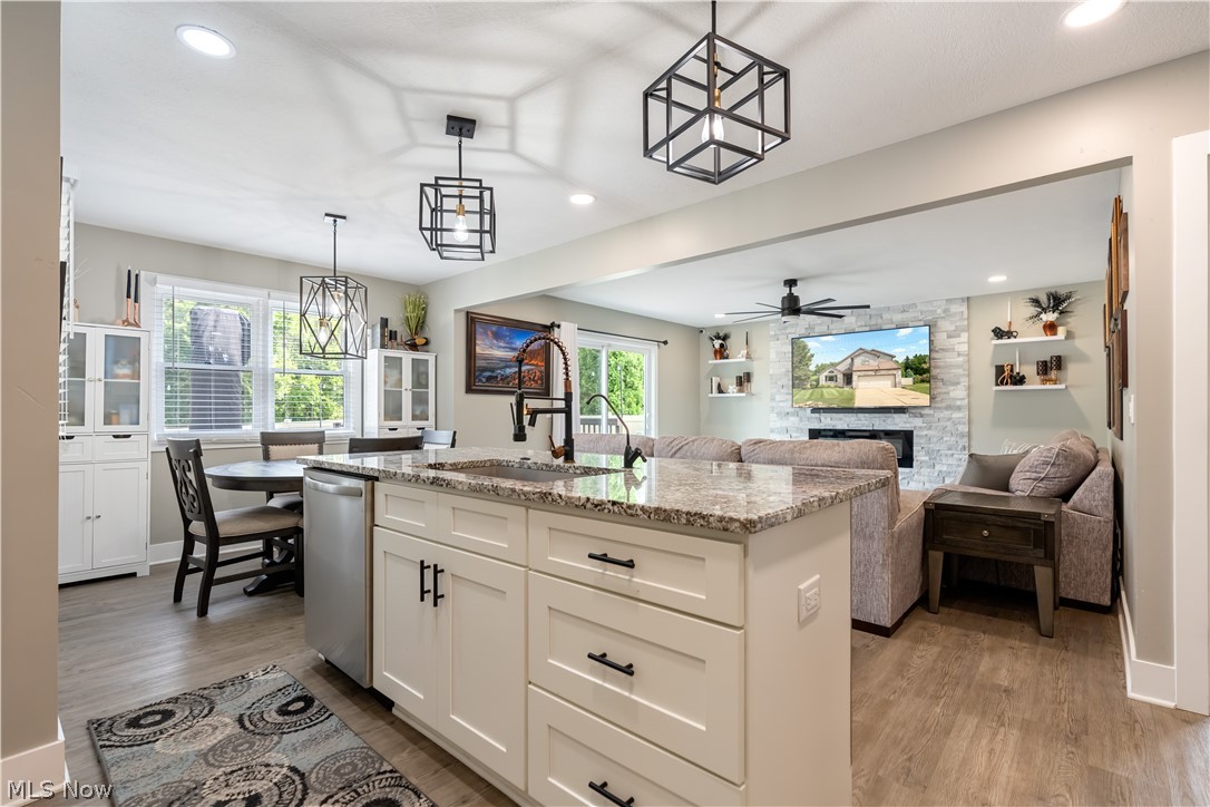 4905 Glenridge Circle NE Canton OH 44714