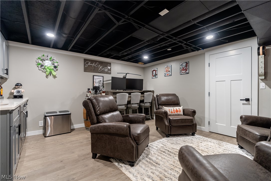 4905 Glenridge Circle NE Canton OH 44714