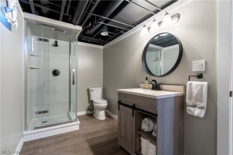 4905 Glenridge Circle NE Canton OH 44714