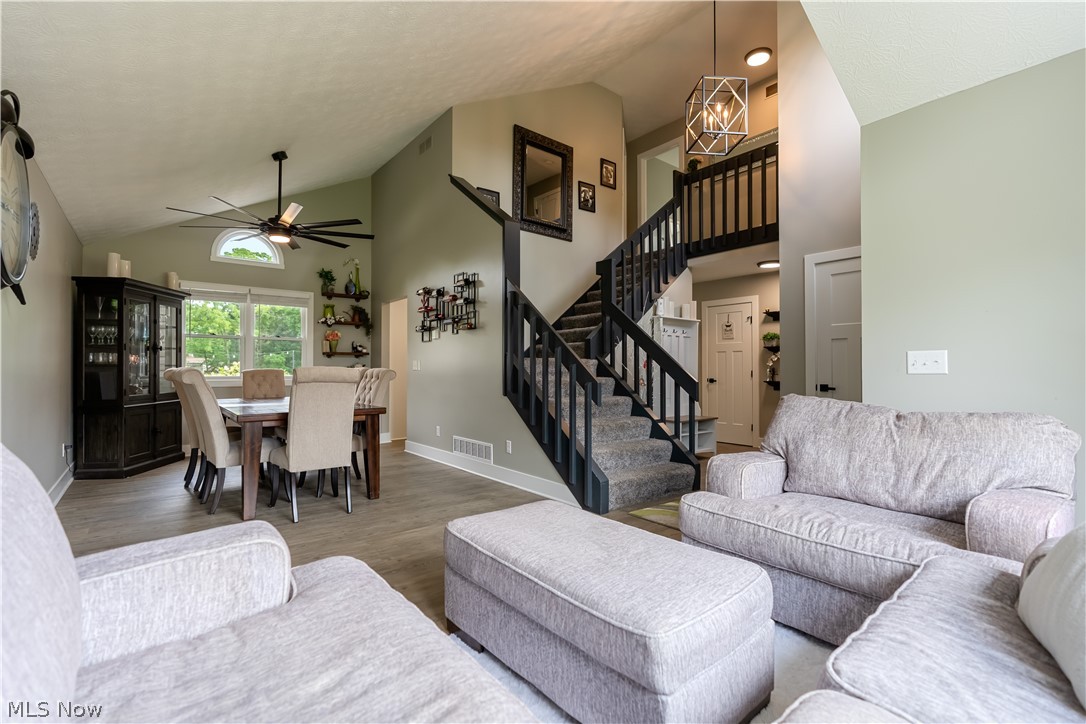 4905 Glenridge Circle NE Canton OH 44714