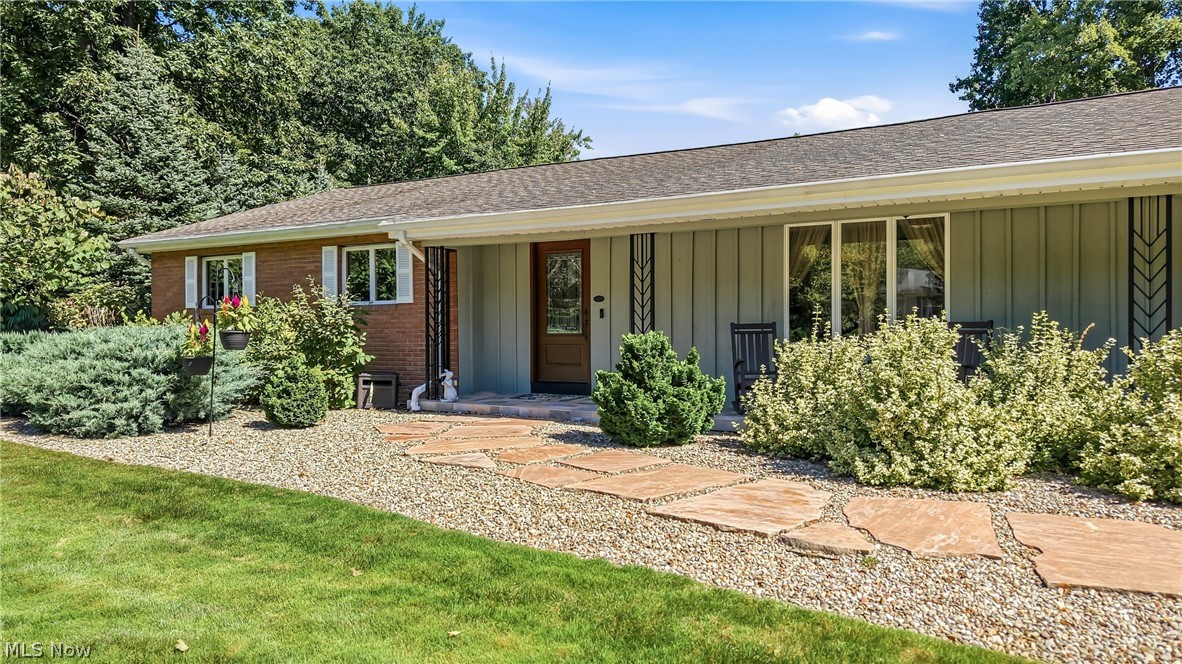 241 Cricket Lane Cortland OH 44410