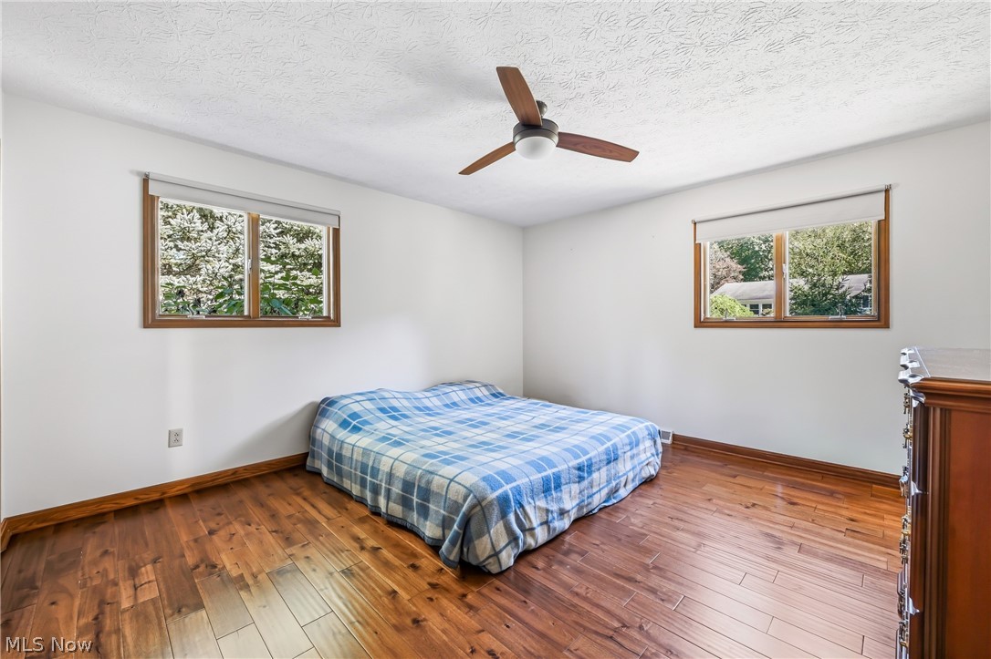 241 Cricket Lane Cortland OH 44410