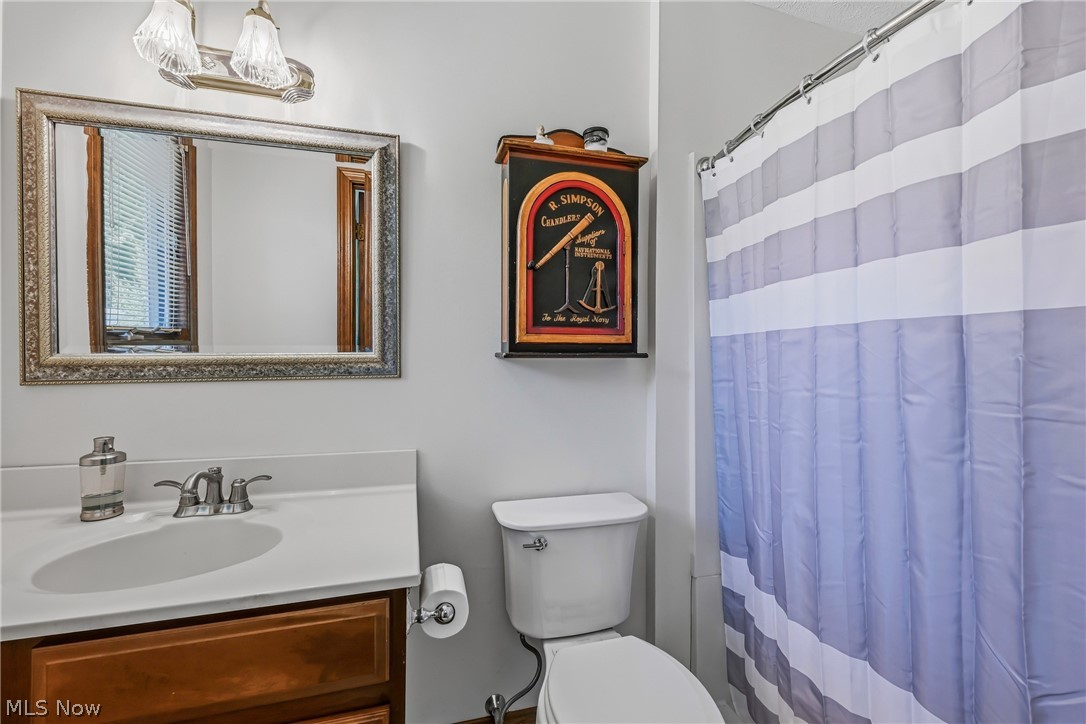 241 Cricket Lane Cortland OH 44410