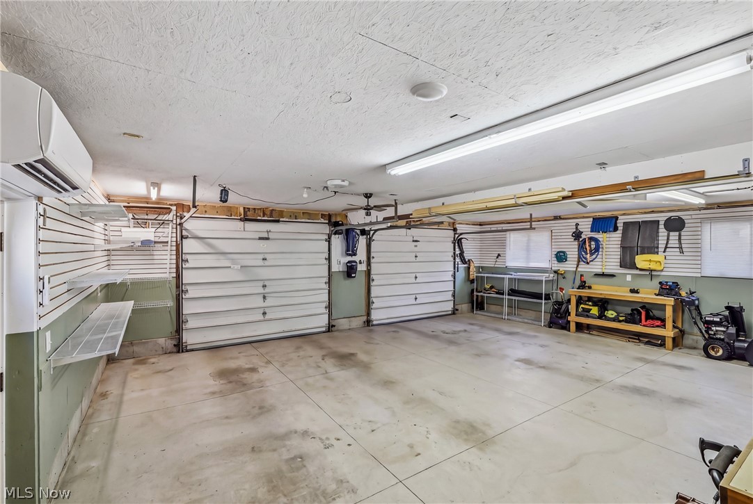 241 Cricket Lane Cortland OH 44410