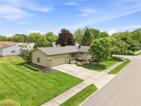 908 Bowman Street Niles OH 44446