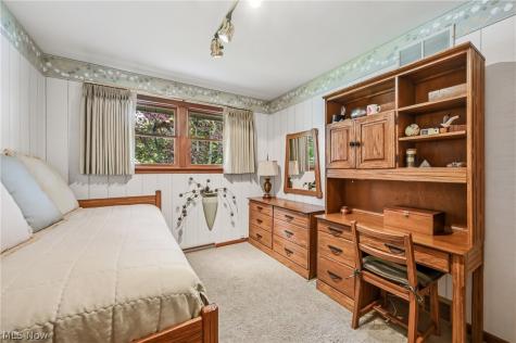 908 Bowman Street Niles OH 44446
