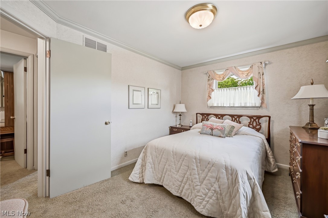 908 Bowman Street Niles OH 44446