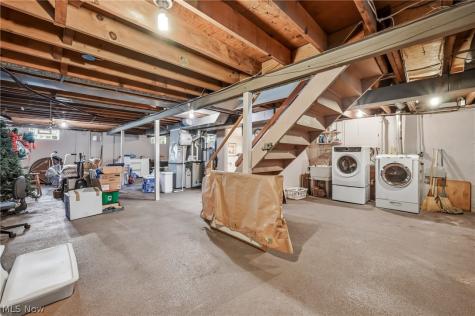 908 Bowman Street Niles OH 44446