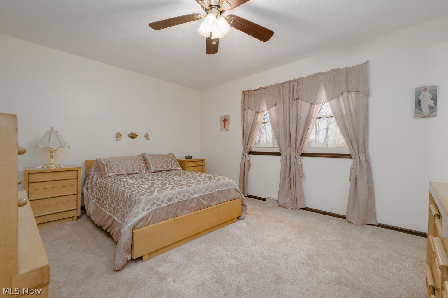 7951 Lake O' Springs Avenue NW Canton OH 44720
