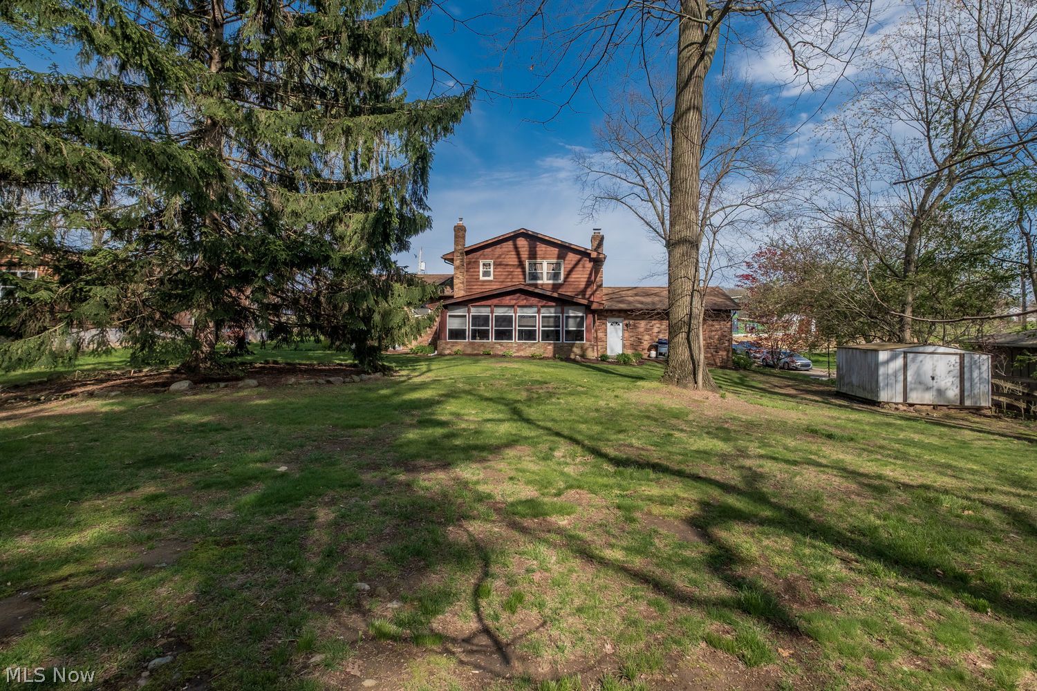 7951 Lake O' Springs Avenue NW Canton OH 44720