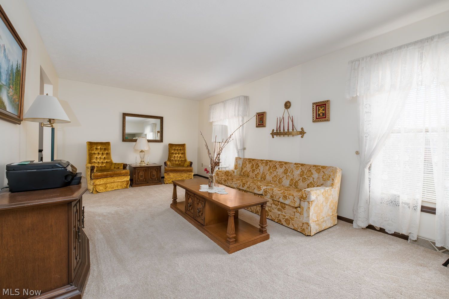 7951 Lake O' Springs Avenue NW Canton OH 44720