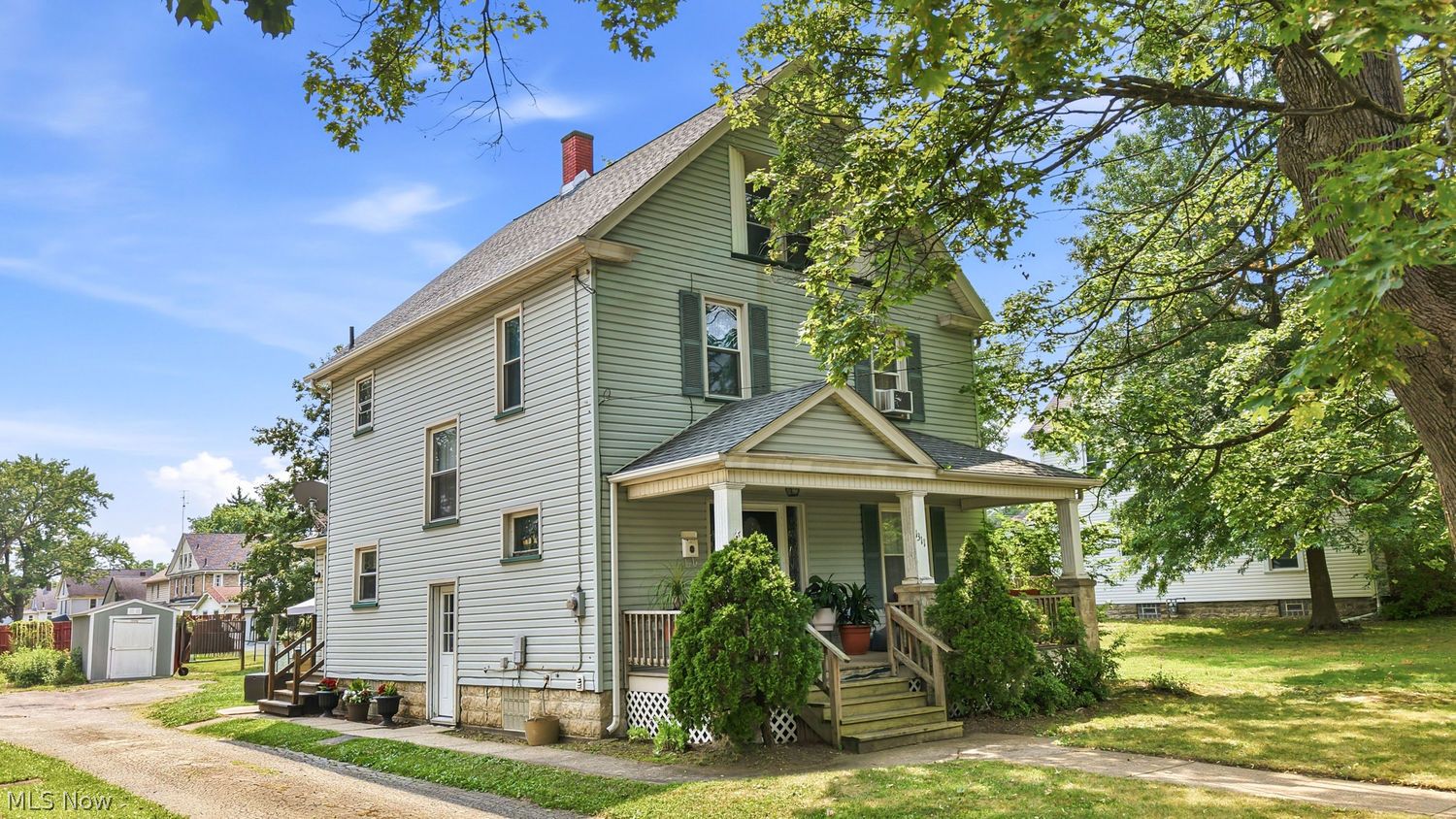 1311 Robbins Avenue Niles OH 44446