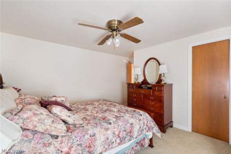 1821 Kingsley Avenue Akron OH 44313