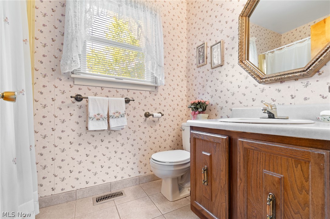 1821 Kingsley Avenue Akron OH 44313