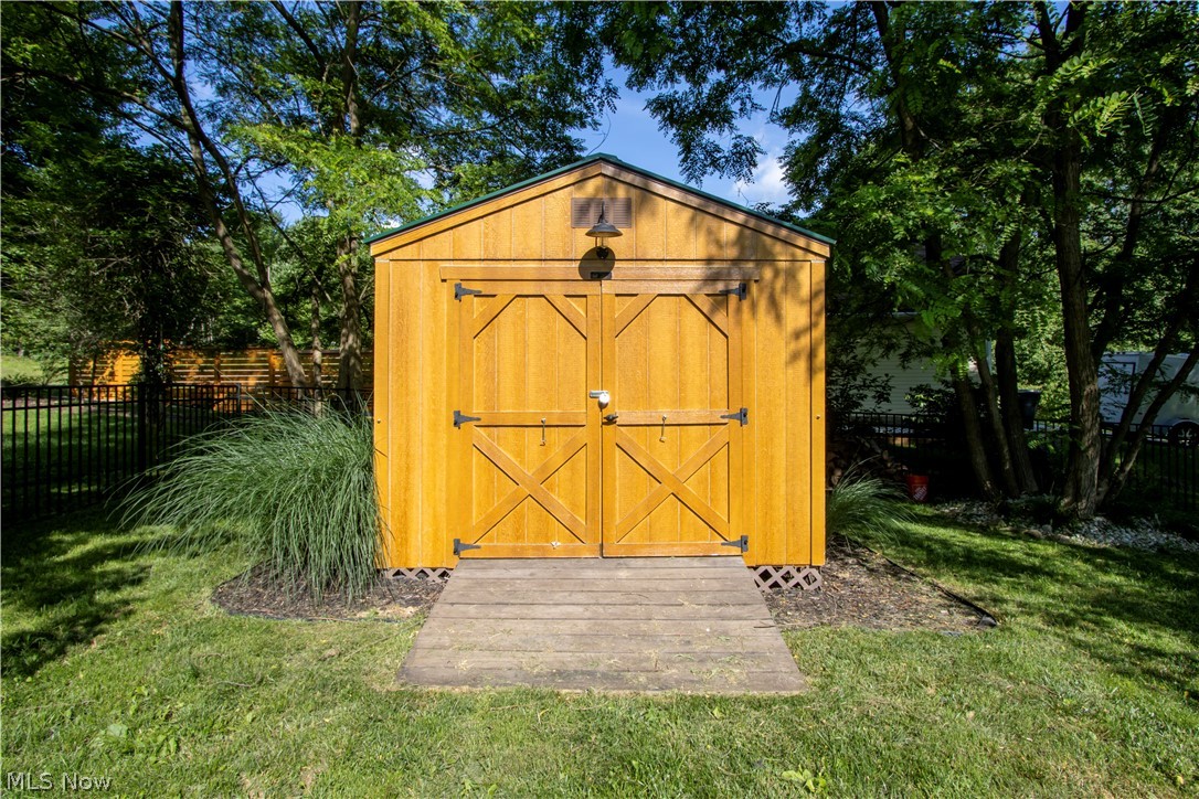 39 S Highland Court Howard OH 43028