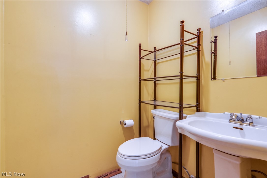 3001 Ben Fulton Avenue NW North Lawrence OH 44666