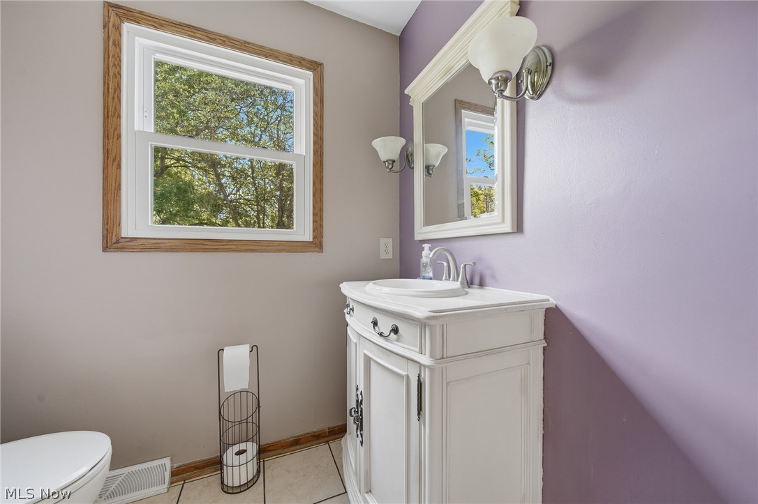 5140 Tanager Avenue NE Canton OH 44705