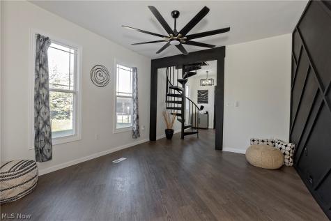 1423 Kenilworth Avenue Cleveland OH 44113