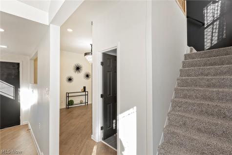 1423 Kenilworth Avenue Cleveland OH 44113