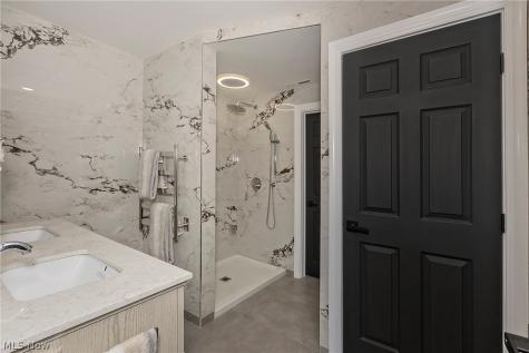 1423 Kenilworth Avenue Cleveland OH 44113