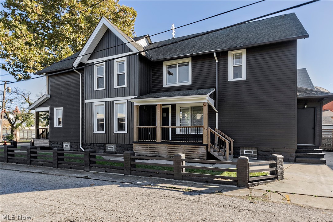 1423 Kenilworth Avenue Cleveland OH 44113