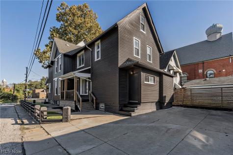 1423 Kenilworth Avenue Cleveland OH 44113