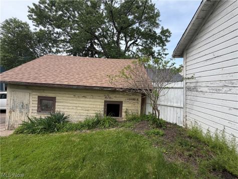 1505 Cordova Avenue Lakewood OH 44107