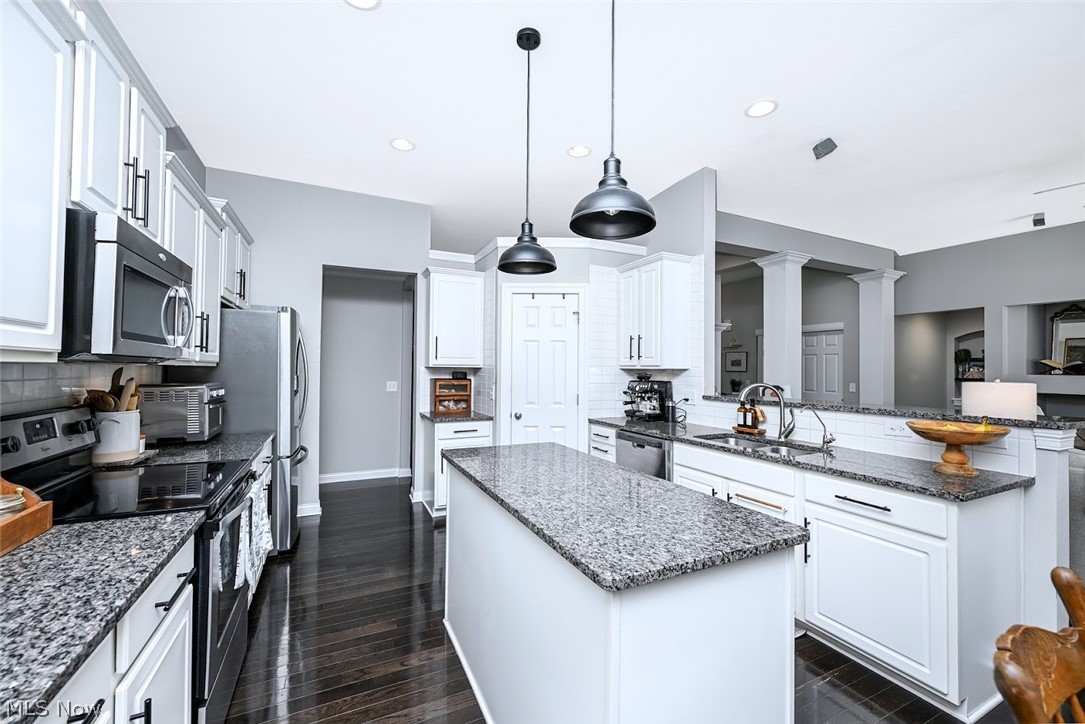 4271 Willow Wood Way Uniontown OH 44685