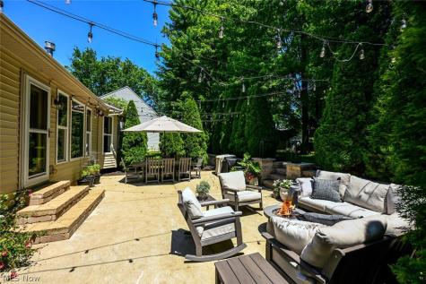 4271 Willow Wood Way Uniontown OH 44685