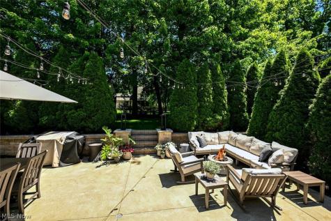 4271 Willow Wood Way Uniontown OH 44685
