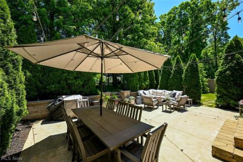 4271 Willow Wood Way Uniontown OH 44685