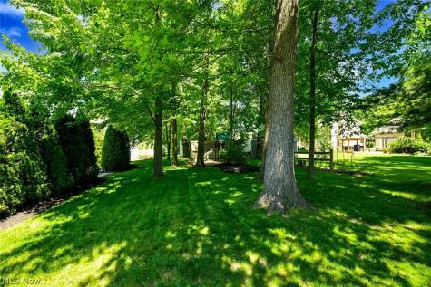 4271 Willow Wood Way Uniontown OH 44685