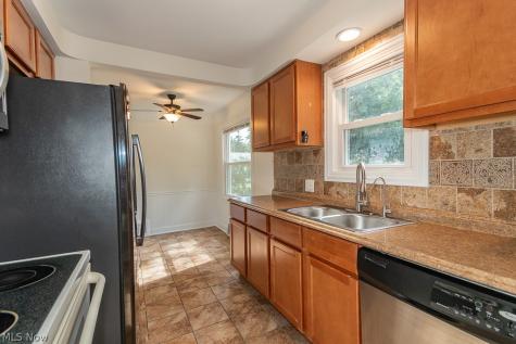 30030 Truman Avenue Wickliffe OH 44092