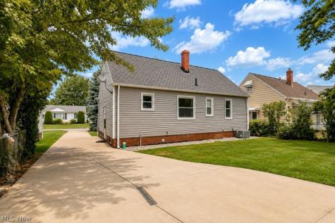 30030 Truman Avenue Wickliffe OH 44092