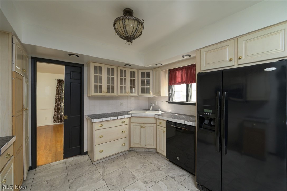 475 Brookpark Drive Canfield OH 44406