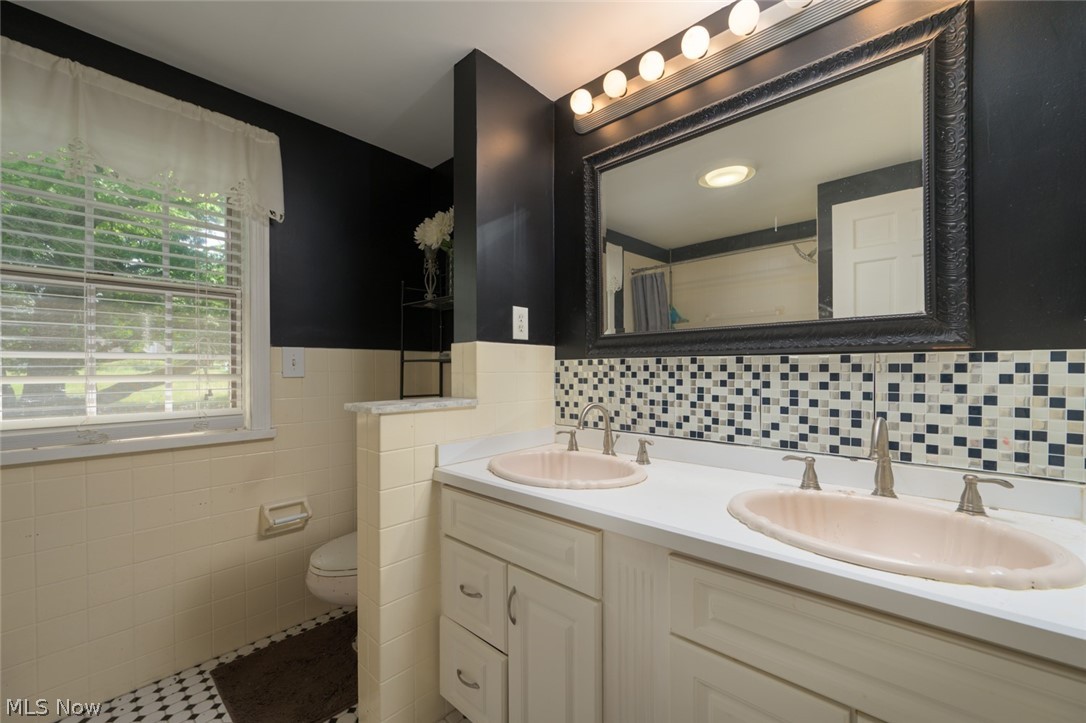 475 Brookpark Drive Canfield OH 44406