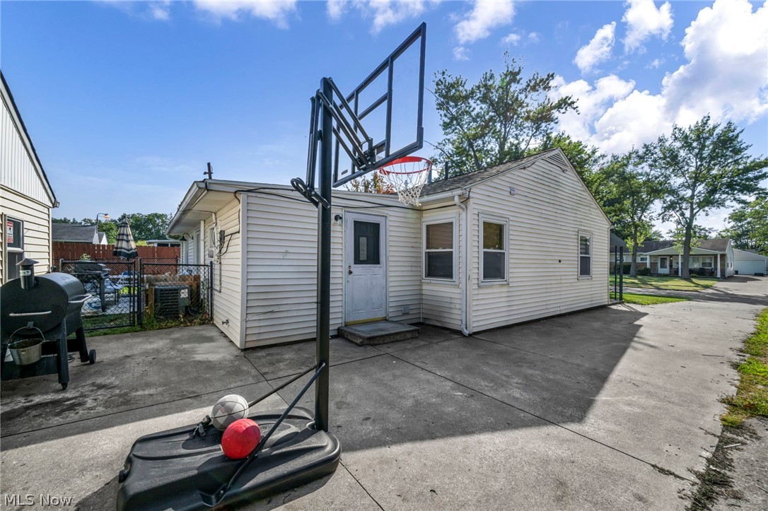 4307 Talbot Lane Lorain OH 44055
