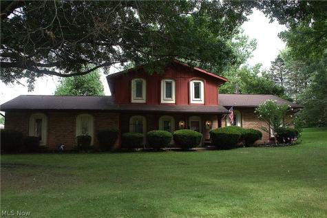 11650 Streamview Avenue NW Uniontown OH 44685